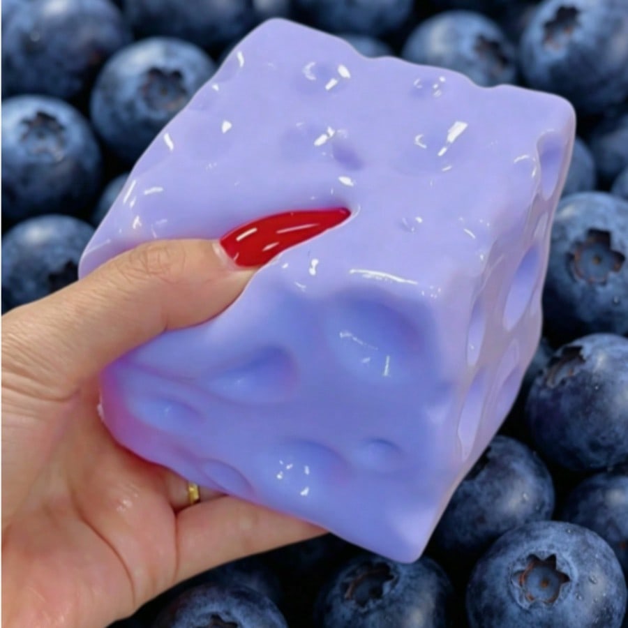 New Blueberry Color Cheese Squ - Food & Snacks Coloring Book Bold & Easy Designs For Adults And Kids Bold & Easy Coloring Books recension och pris